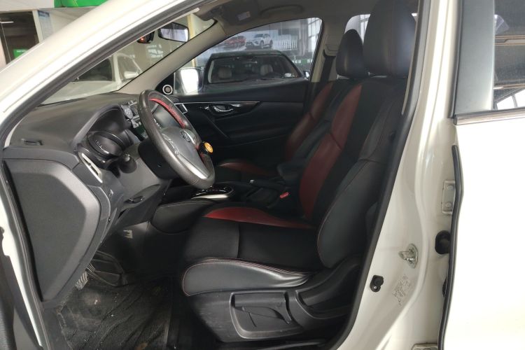 日产 逍客 2017款 2.0L CVT智享版 国V局部细节19