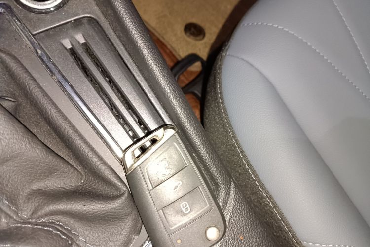 大众 朗逸 2023款 1.5L 自动五百万版中控内饰7001