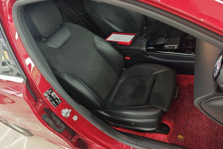 奔驰A级 2020款 改款 A 200 L 运动轿车时尚型局部细节41