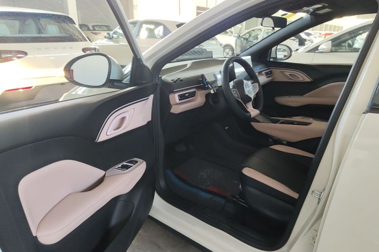 比亚迪 海鸥 2025款 305km 活力版中控内饰20