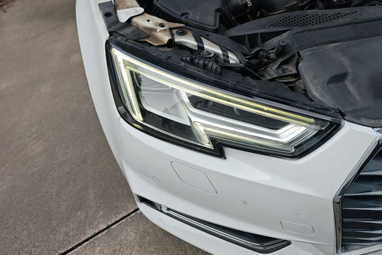 奥迪A4L 2018款 30周年年型 40 TFSI 时尚型车身外观8