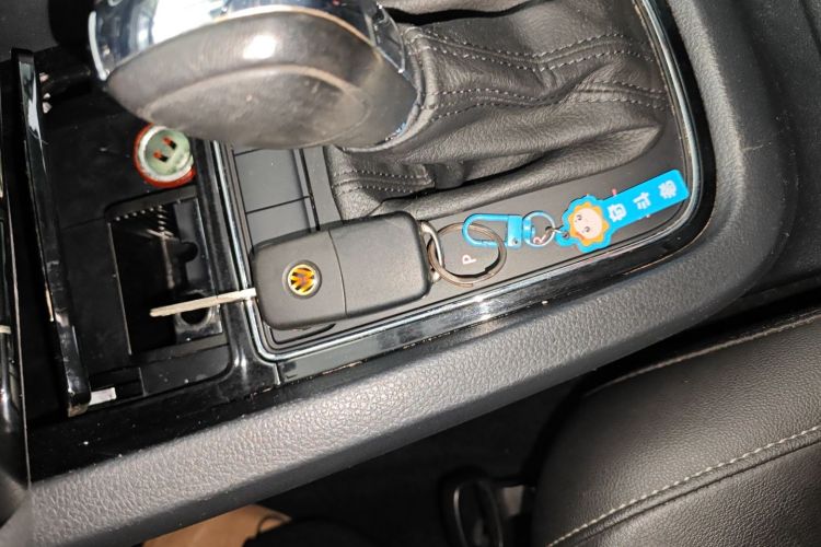 大众 速腾 2018款 1.6L 自动舒适型中控内饰11