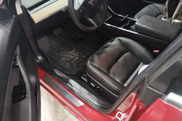 特斯拉 Model 3 2019款 标准续航后驱升级版中控内饰7003