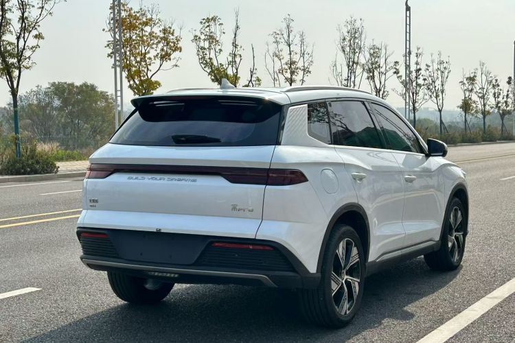 比亚迪 宋Pro新能源 2023款 冠军版 DM-i 110KM卓越型车身外观7