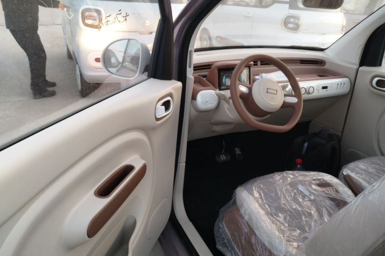 奔腾小马 2026款 222km 萌趣马 Plus中控内饰20