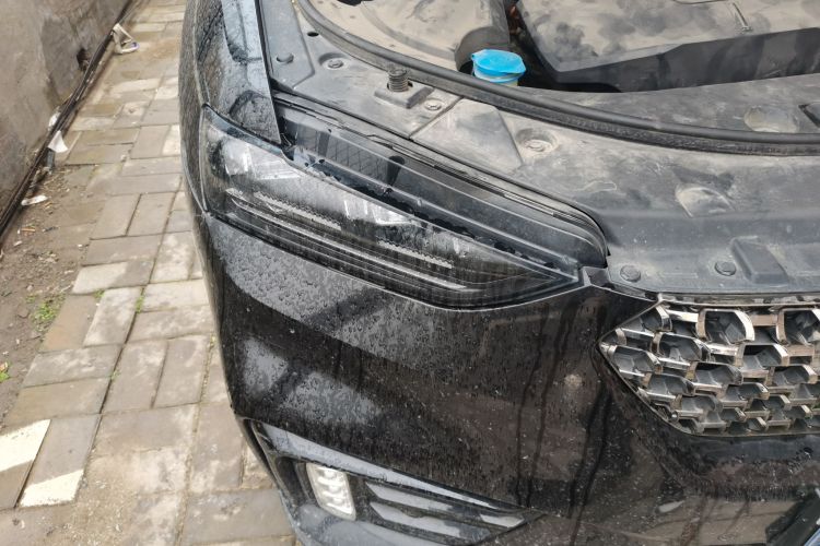 魏牌 VV7 2020款 2.0T 旗舰型车身外观8