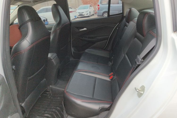 雪佛兰 科沃兹 2020款 改款 Redline 325T 自动欣尚版中控内饰21