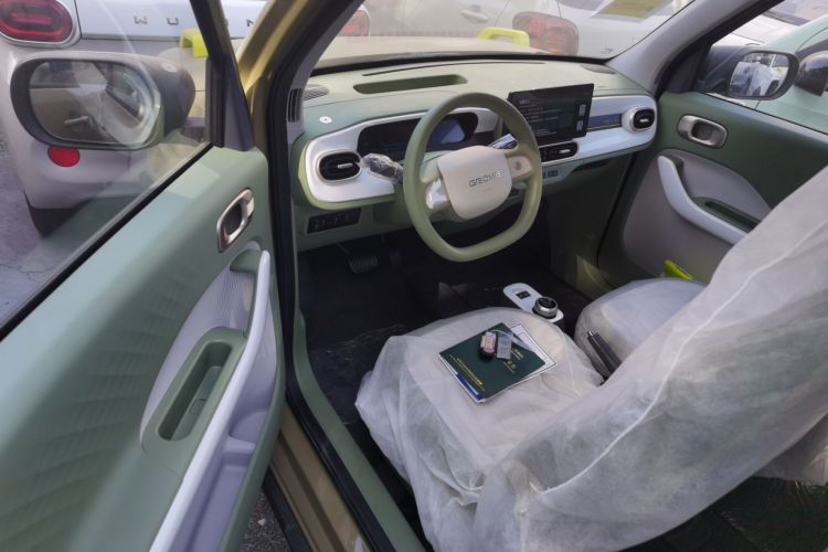 吉利银河 2025款 210km 熊猫骑士中控内饰20