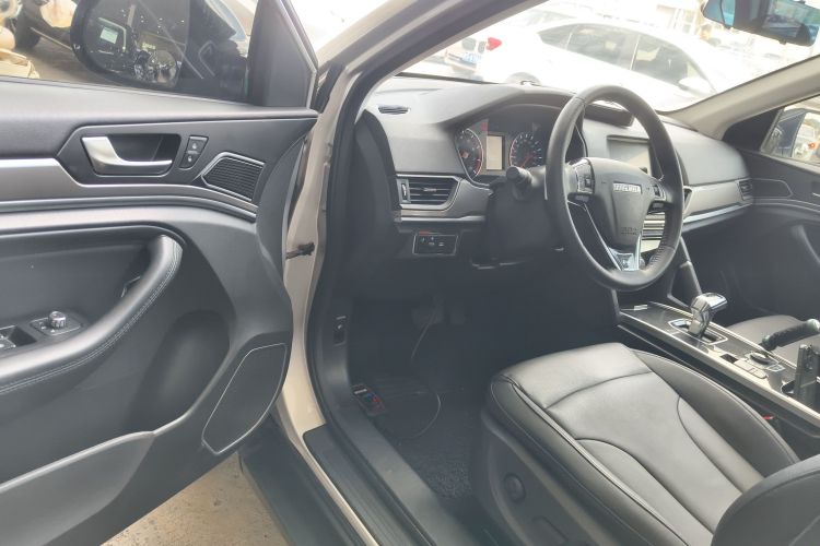 哈弗H6 2019款 运动版 1.5T 自动两驱精英型 国VI中控内饰20