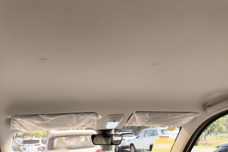 五菱汽车 宏光MINIEV 2025款 四门版 进阶款中控内饰22