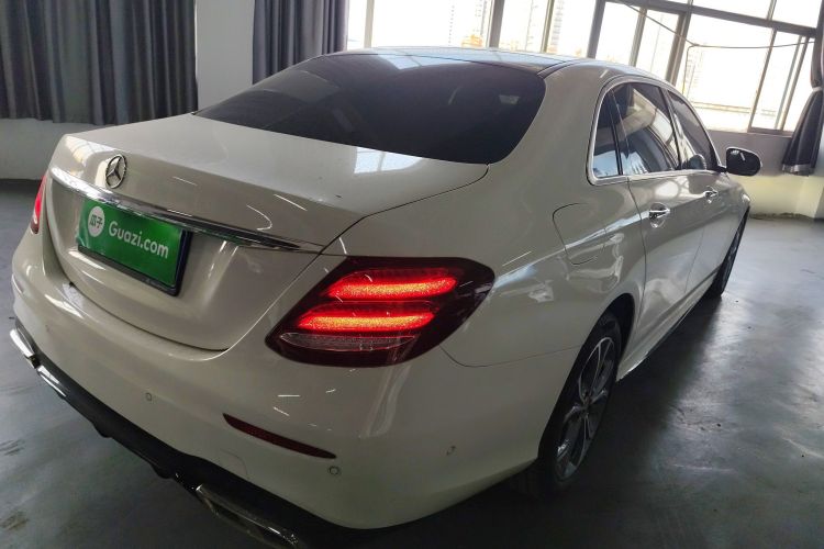 奔驰E级 2020款 E 300 L 运动豪华型车身外观6005