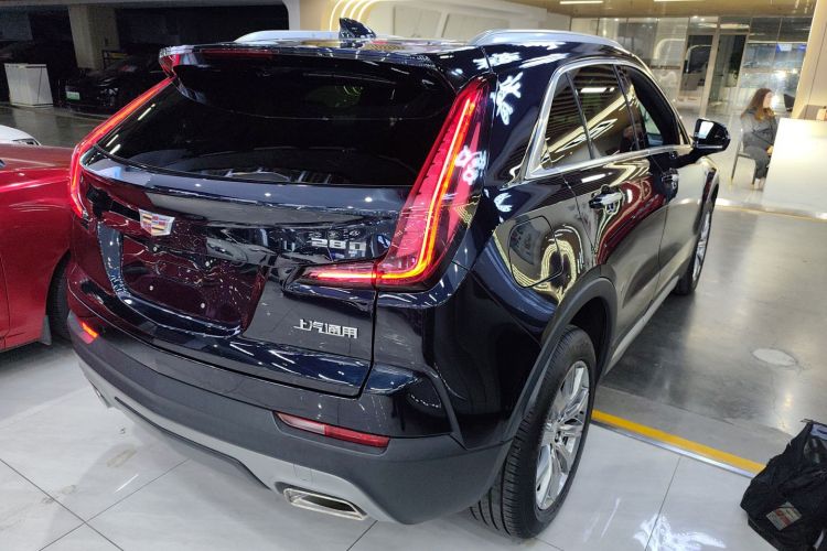 凯迪拉克XT4 2020款 改款 28T 两驱领先型车身外观7