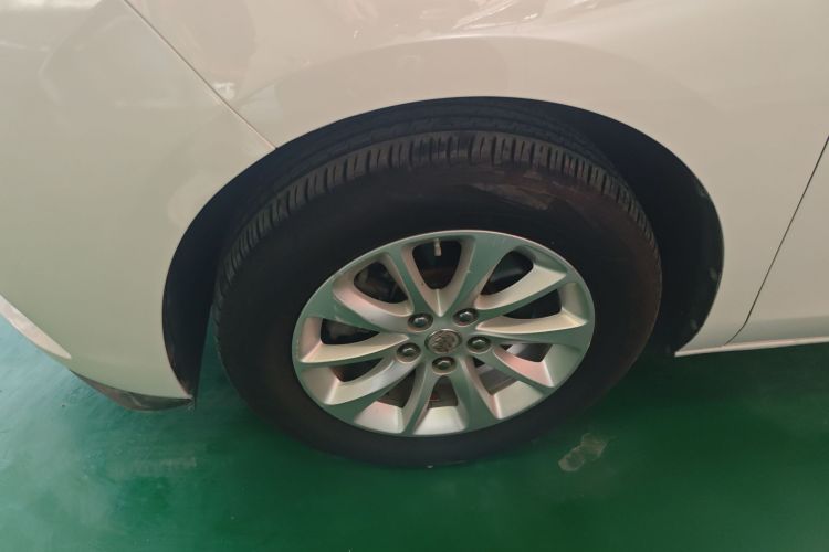 别克GL8 2017款 ES 28T 舒适型 国V车身外观6007