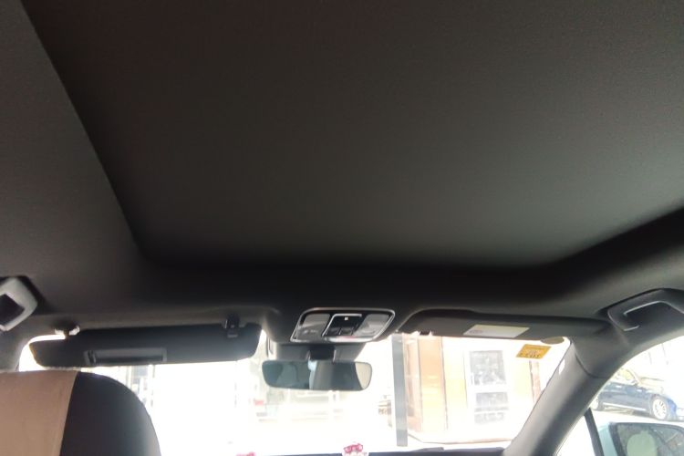 理想汽车 理想ONE 2021款 增程6座版中控内饰22