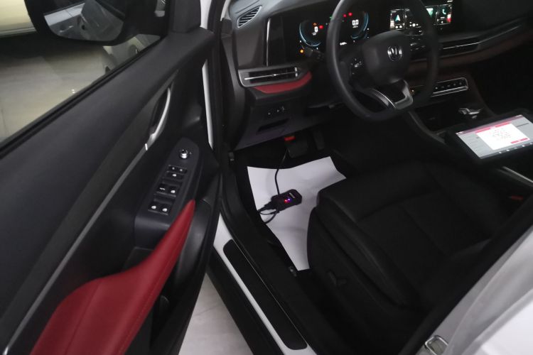 长安CS55PLUS 2022款 蓝鲸版 1.5T DCT豪华型中控内饰20