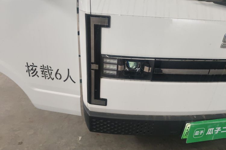 SRM鑫源新能源E3L 2025款 宁德41.86Kwh 305KM 实用型客车车身外观8