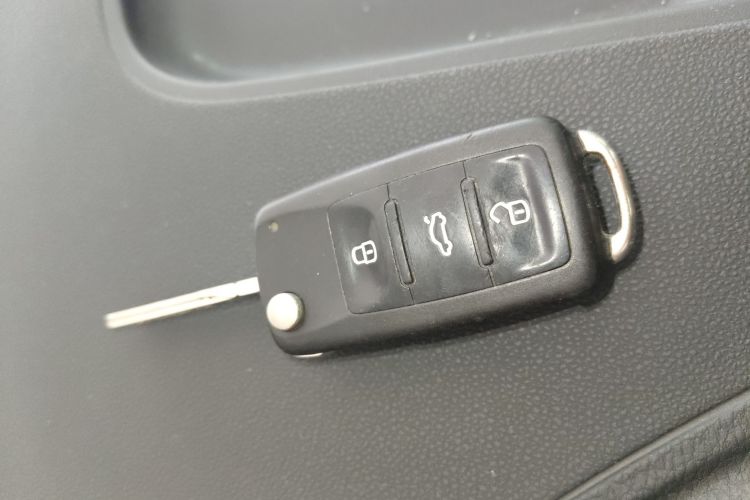 大众 途观 2013款 1.8TSI 自动两驱舒适版中控内饰11