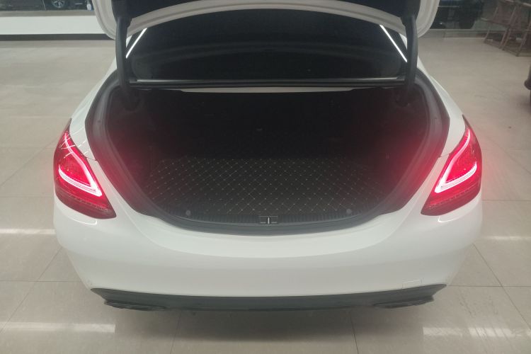 奔驰C级 2021款 C 260 L 运动星耀臻藏版机舱底盘23