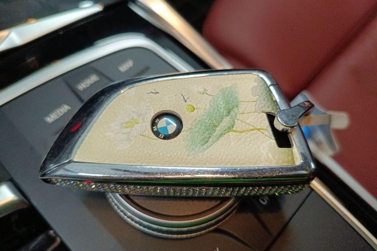 宝马3系 2023款 320Li M运动套装中控内饰11