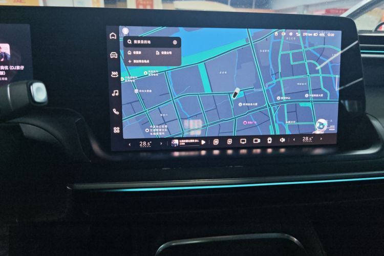 小鹏P7 2023款 P7i 610 鹏翼性能版局部细节16