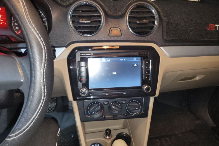 大众 捷达 2015款 1.6L 自动舒适型中控内饰16