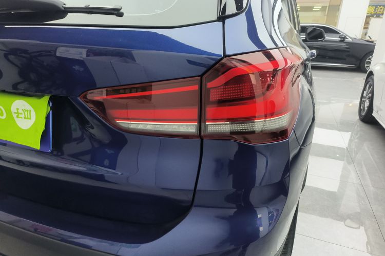 宝马X1 2020款 sDrive20Li 时尚型车身外观6006