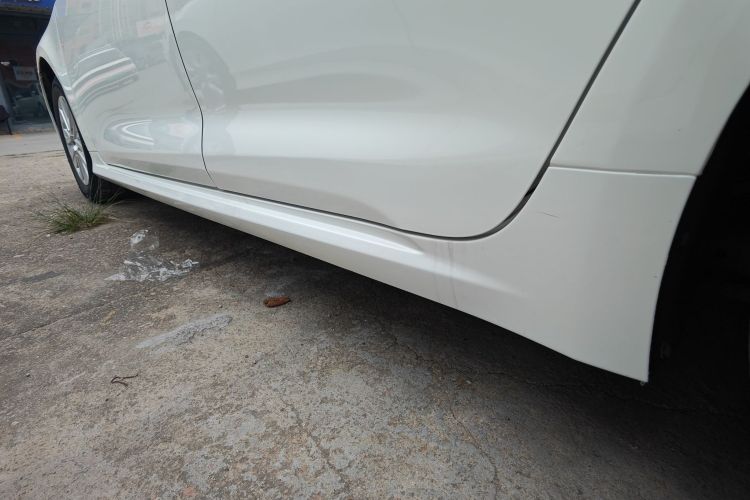 丰田 卡罗拉 2022款 TNGA 1.5L CVT先锋版局部细节9002