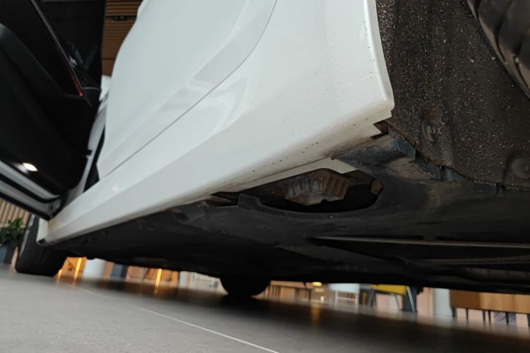 宝马5系 2019款 改款 525Li 豪华套装局部细节9002