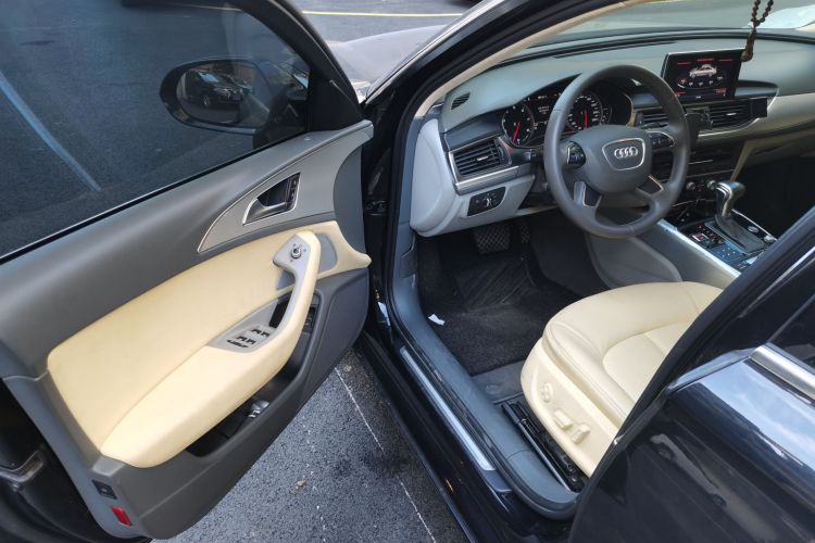 奥迪A6L 2014款 TFSI 标准型中控内饰20