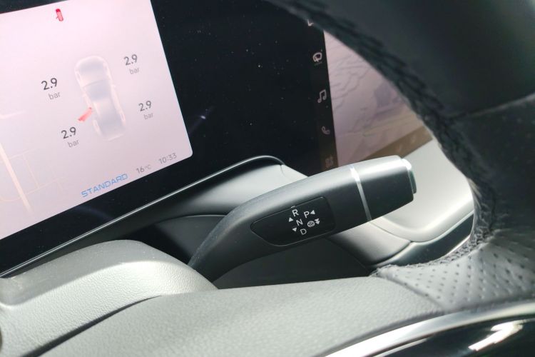 小鹏P7 2023款 P7i 702 Pro局部细节18