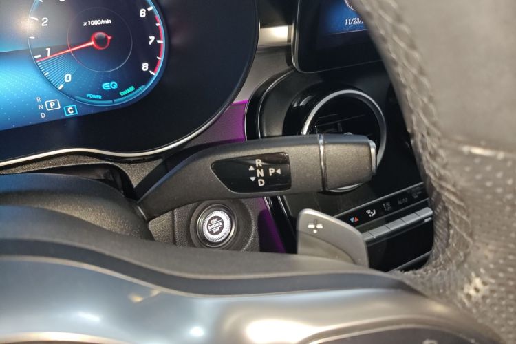 奔驰C级 2020款 改款 C 260 L 运动版局部细节18