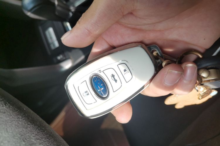 斯巴鲁 森林人 2013款 2.5i 自动豪华版中控内饰7001