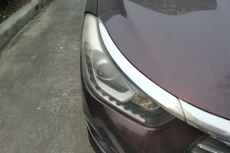 广汽传祺 传祺GA6 2015款 1.8T DCT舒适型车身外观8