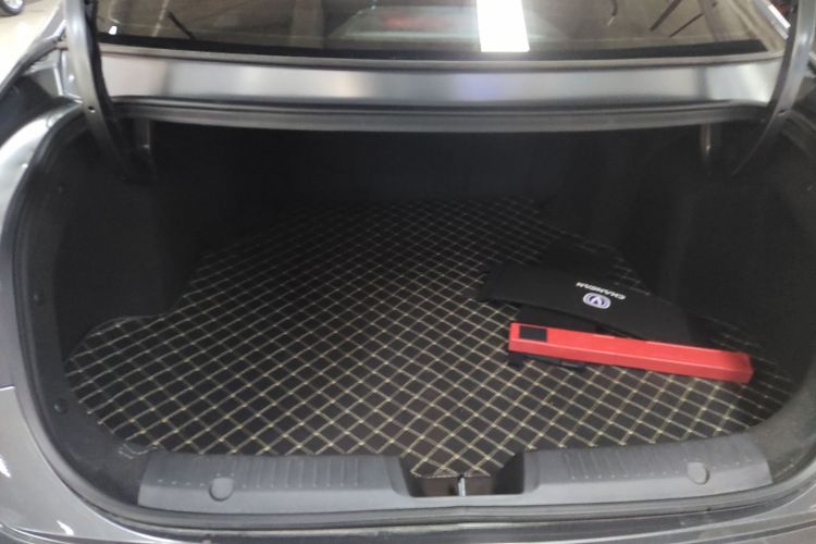 长安 逸动 2025款 蓝鲸 1.5T 500Bar尊贵型局部细节23