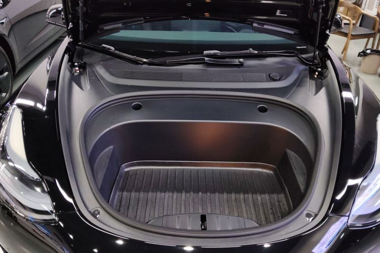 特斯拉 Model 3 2022款 后轮驱动版局部细节24