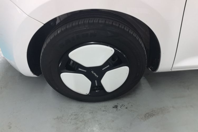 长安启源 长安Lumin 2022款 155km 清甜款车身外观6007