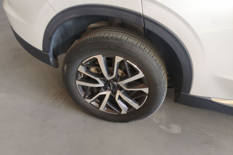 哈弗H6 2021款 第三代 1.5T 自动两驱Max车身外观6008