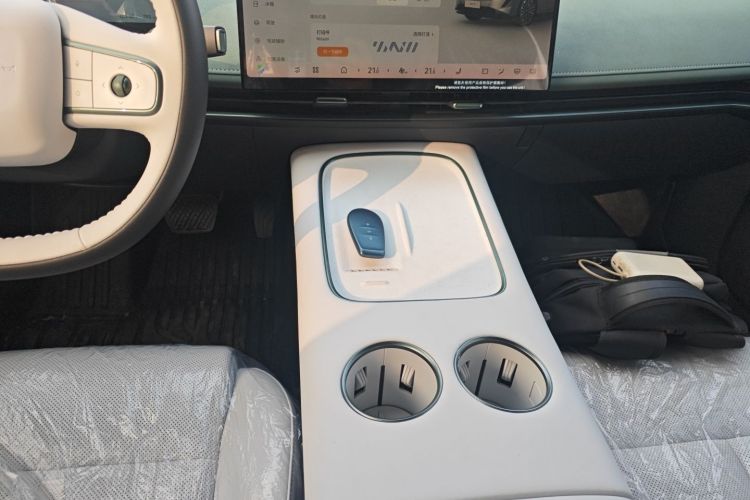 日产N7 2025款 625 Max中控内饰7001