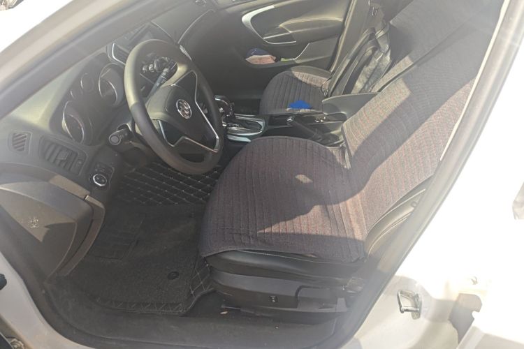 别克 君威 2015款 1.6T 领先技术型局部细节19