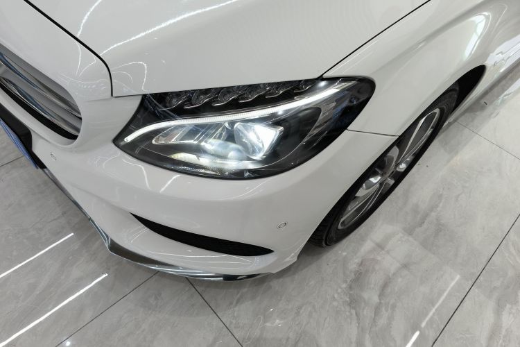 奔驰C级 2018款 C 180 L 时尚型运动版局部细节36