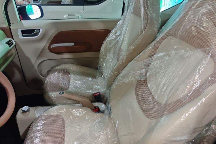 五菱汽车 宏光MINIEV 2024款 第三代 215km 青春版中控内饰19