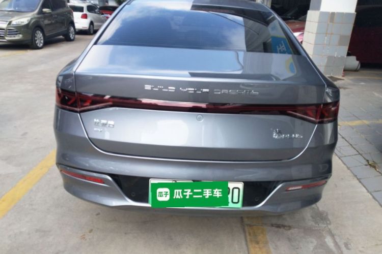 比亚迪 秦PLUS 2024款 荣耀版 EV 510KM领先型车身外观6