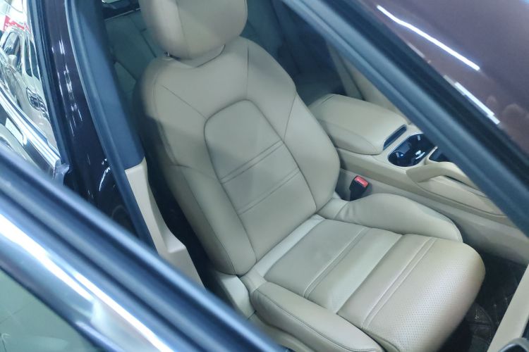 保时捷 2018款 Cayenne 3.0T局部细节41