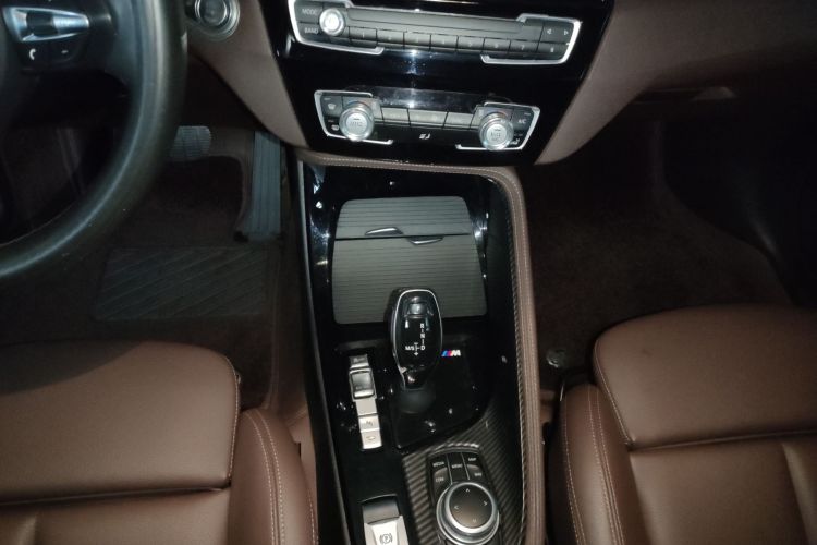 宝马X1 2020款 sDrive20Li 尊享型局部细节18