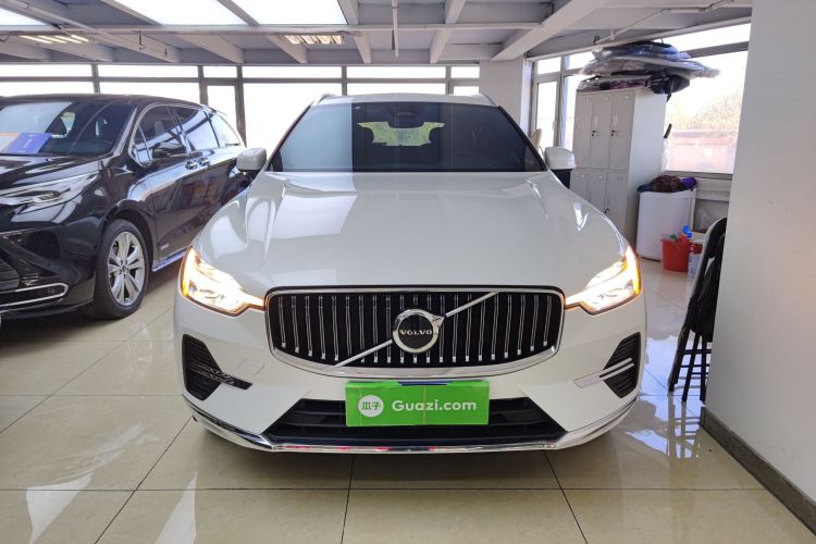 沃尔沃XC60 2024款 B5 四驱智远豪华版车身外观2
