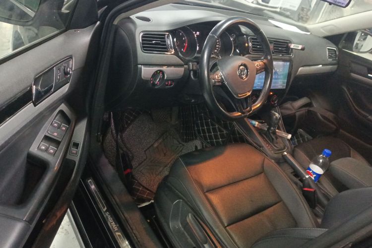 大众 速腾 2018款 280TSI DSG舒适型中控内饰7003