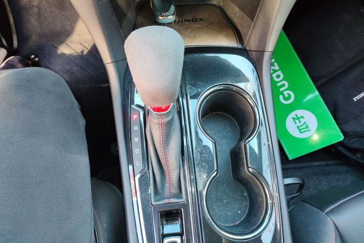 雪佛兰 探界者 2022款 轻混 550T RS 智能拓界版局部细节18