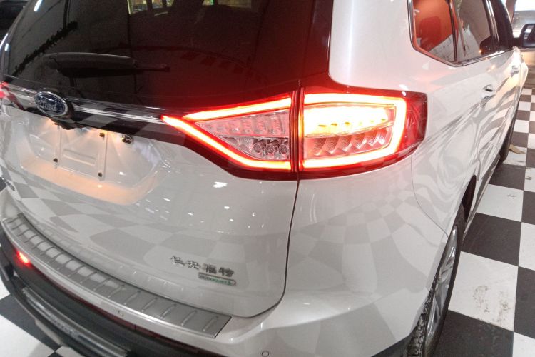 福特 锐界 2018款 EcoBoost 245 两驱豪锐型 7座 国V车身外观6006