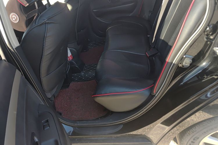 日产 轩逸 2019款 经典 1.6XE+ CVT智联领先版中控内饰7004