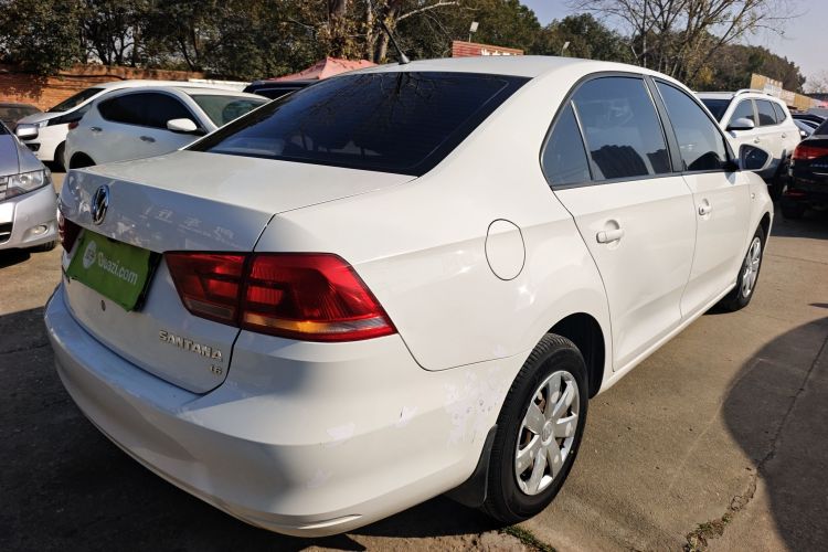 大众 桑塔纳 2015款 1.6L 自动风尚版车身外观7